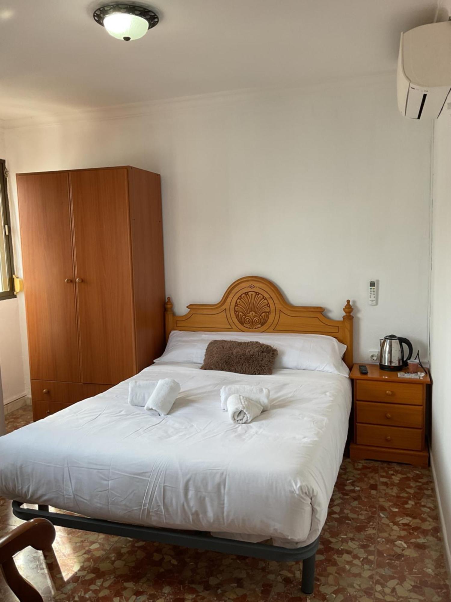 Hostal San Miguel By Croma Estepona Bagian luar foto